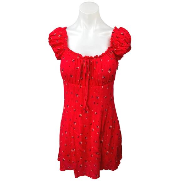 NEW En Creme Red Floral Ruffle Short Sleeve Empire Waist Mini Sheath Dress Sz S - Picture 1 of 5